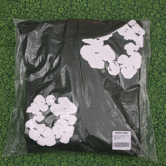 Green Denim Tear with White Floral Pattern Unisex - Picture 7 of 15